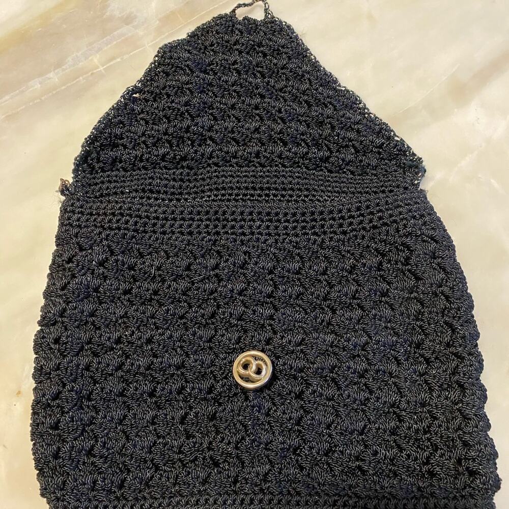 Chic Black Crochet Shoulder Bag with gold Chain Strap vintage - Picture 5 of 7